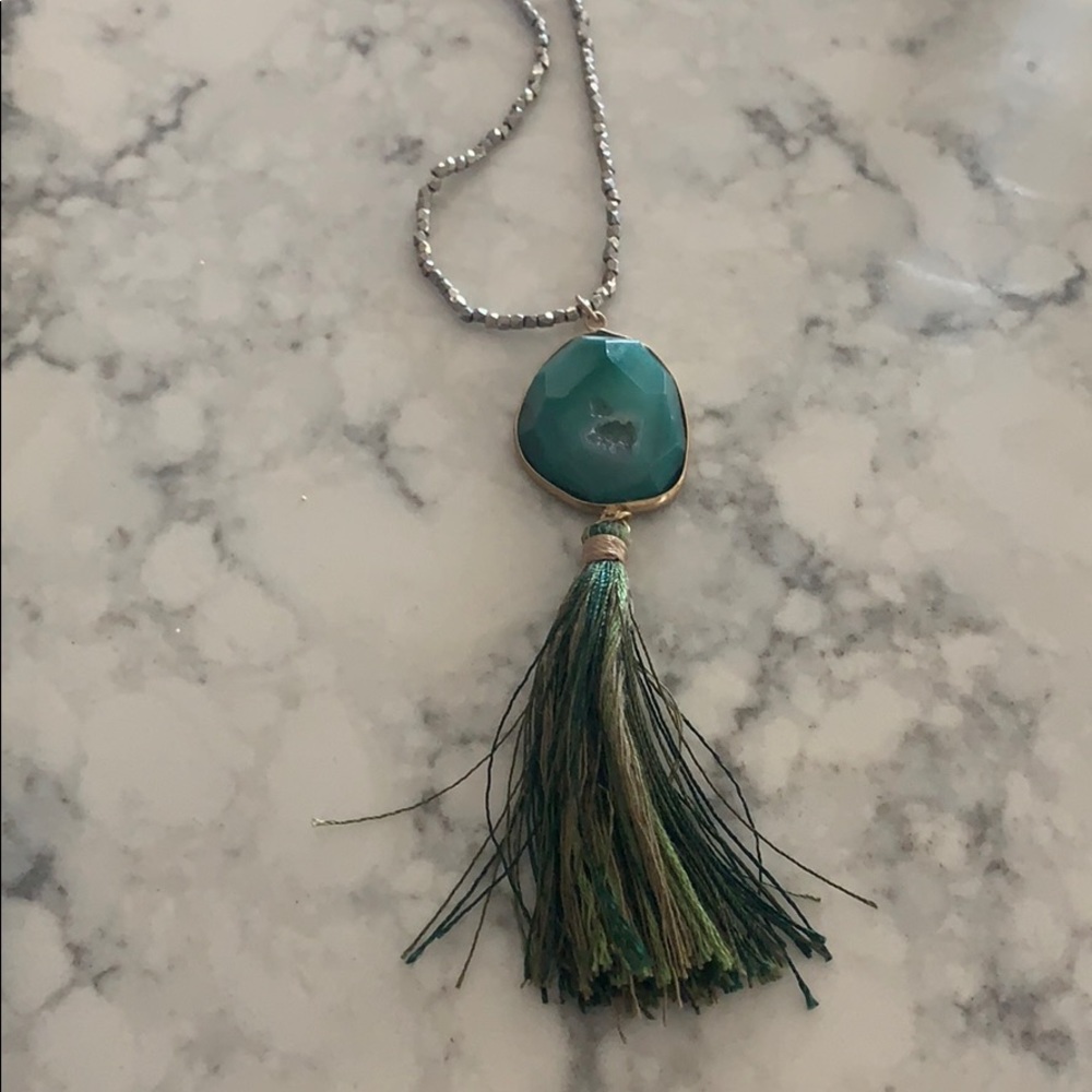 NWOT bohemian two tone green necklace pendant
